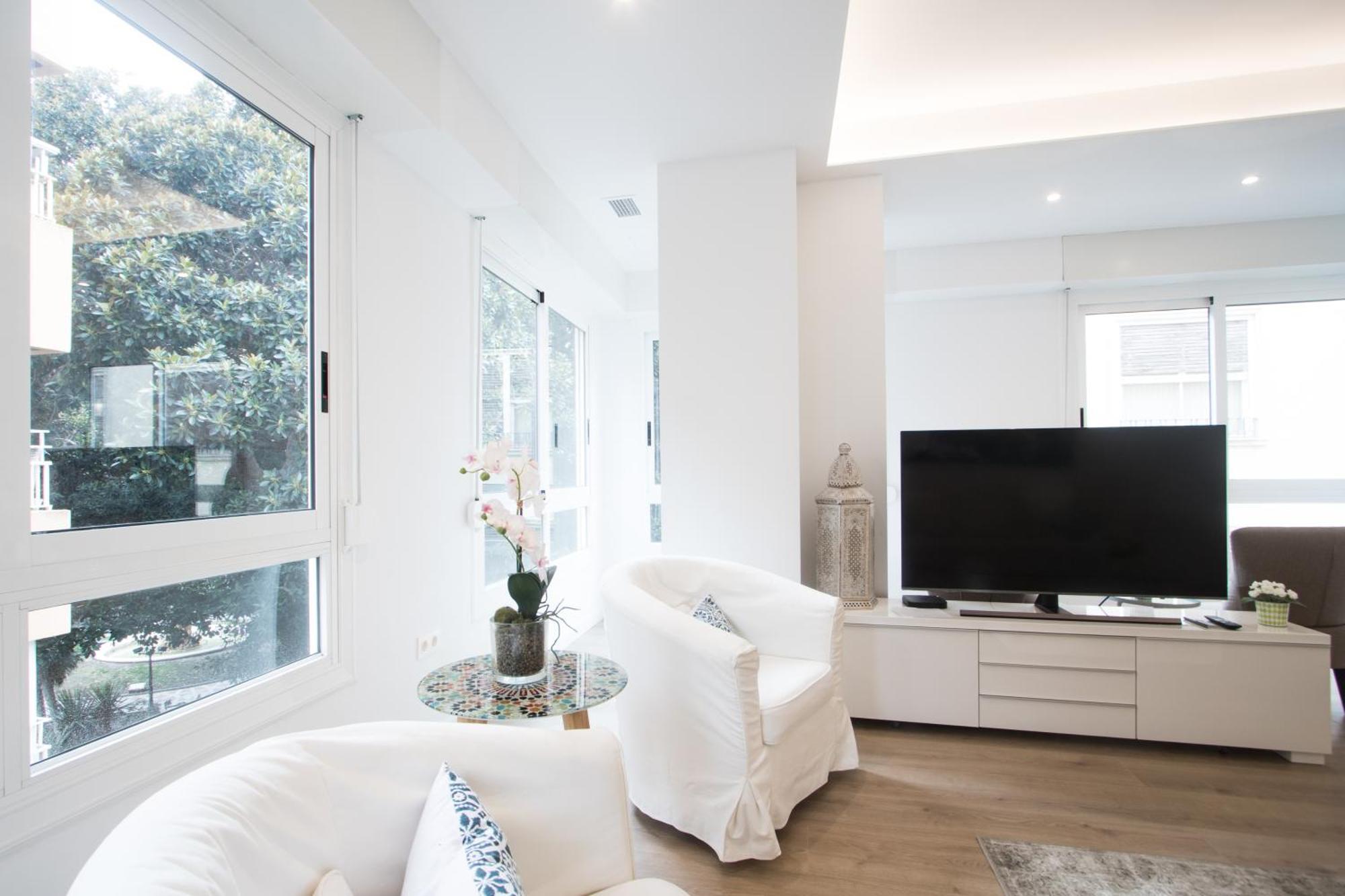 4 Bedroom/3 Baths W/ Ac In Near Beach! Alicante Exteriör bild