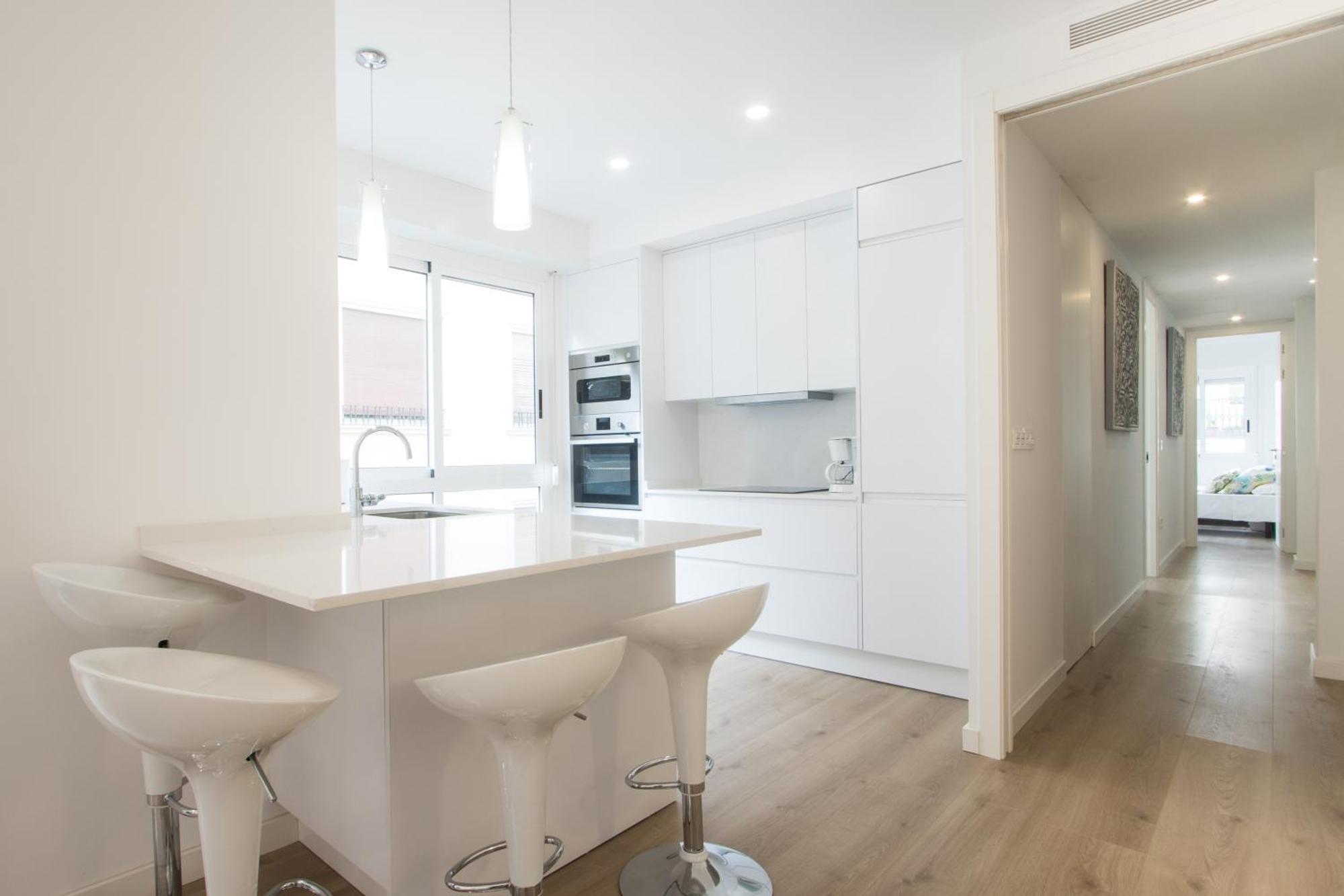 4 Bedroom/3 Baths W/ Ac In Near Beach! Alicante Exteriör bild